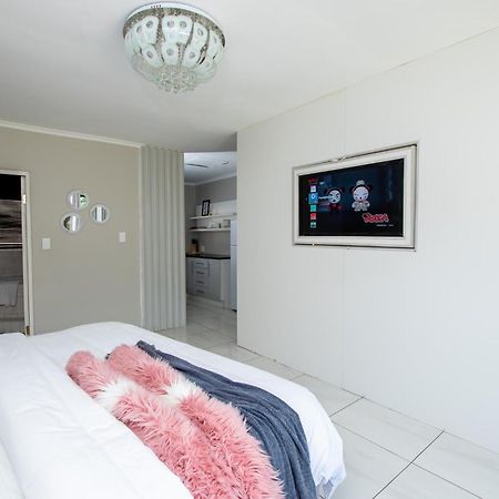סנדטון Prestigious Apartments מראה חיצוני תמונה