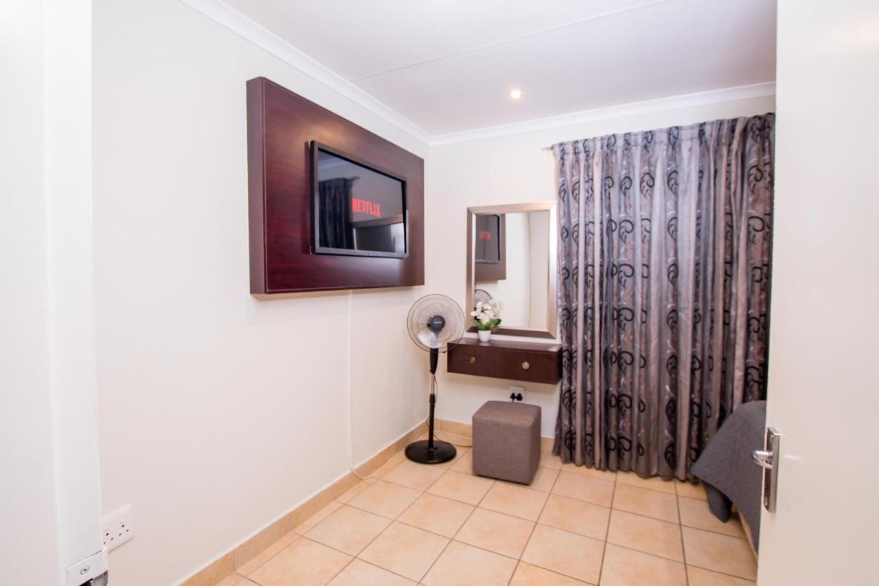 סנדטון Prestigious Apartments מראה חיצוני תמונה