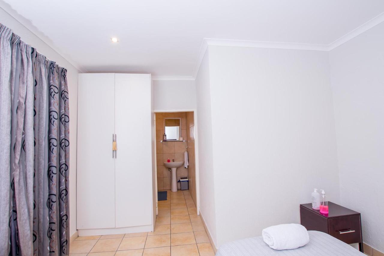 סנדטון Prestigious Apartments מראה חיצוני תמונה