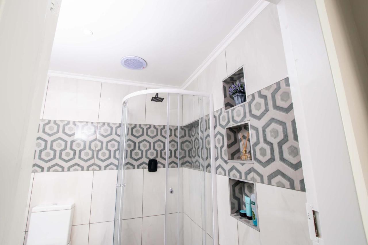 סנדטון Prestigious Apartments מראה חיצוני תמונה