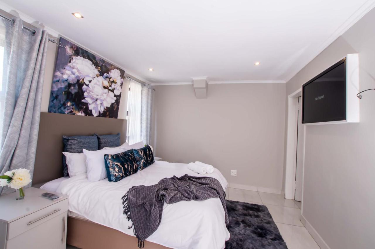 סנדטון Prestigious Apartments מראה חיצוני תמונה