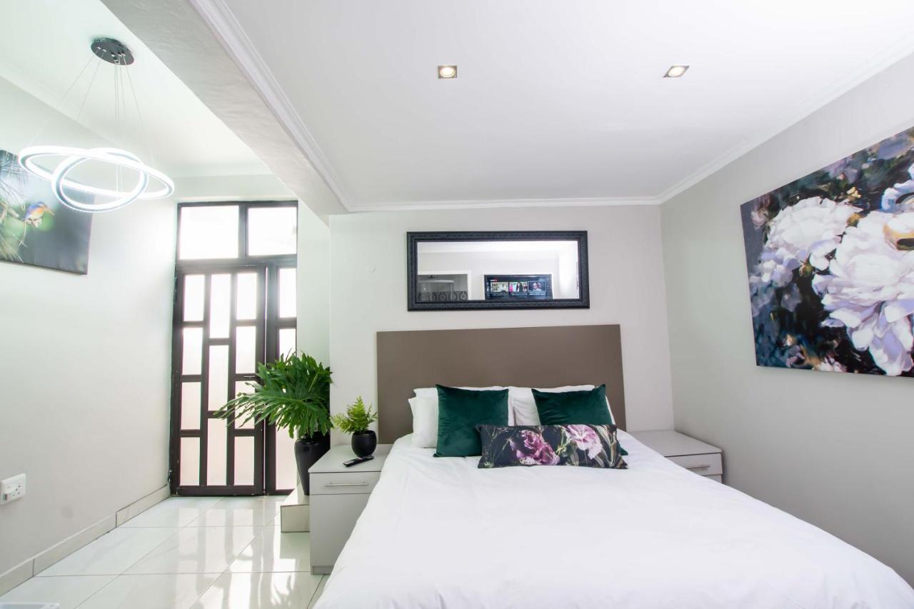 סנדטון Prestigious Apartments מראה חיצוני תמונה