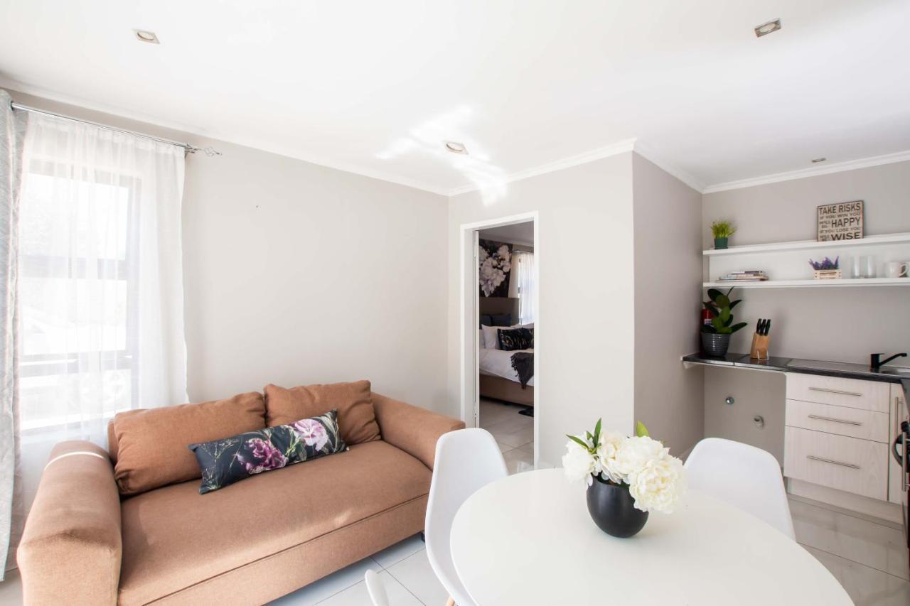 סנדטון Prestigious Apartments מראה חיצוני תמונה