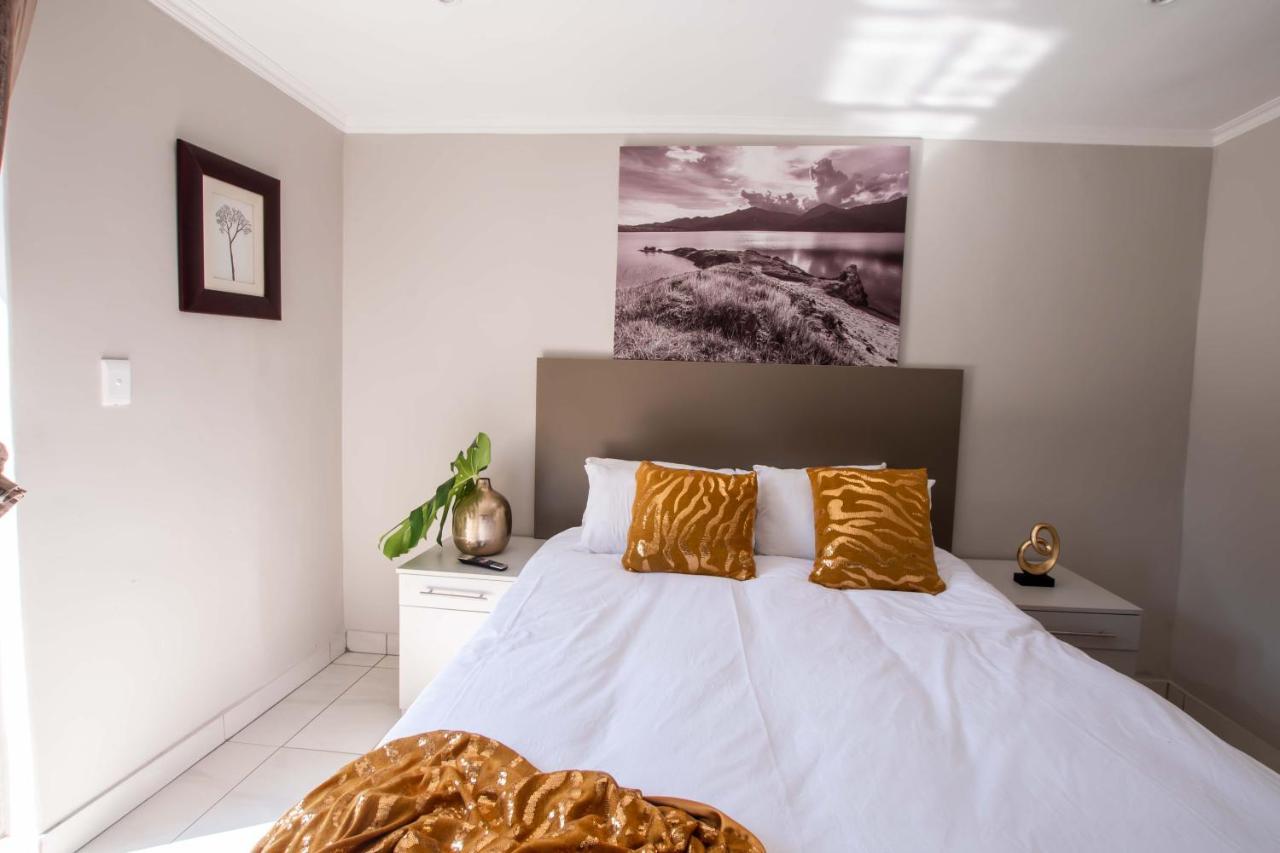 סנדטון Prestigious Apartments מראה חיצוני תמונה