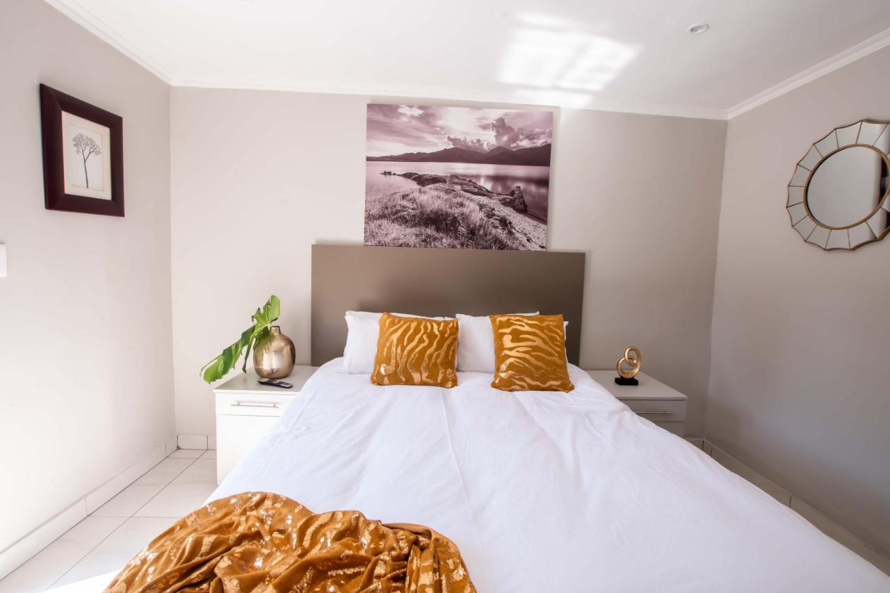 סנדטון Prestigious Apartments מראה חיצוני תמונה