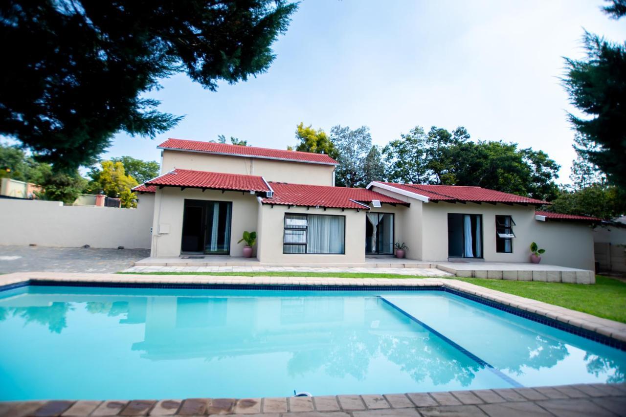 סנדטון Prestigious Apartments מראה חיצוני תמונה