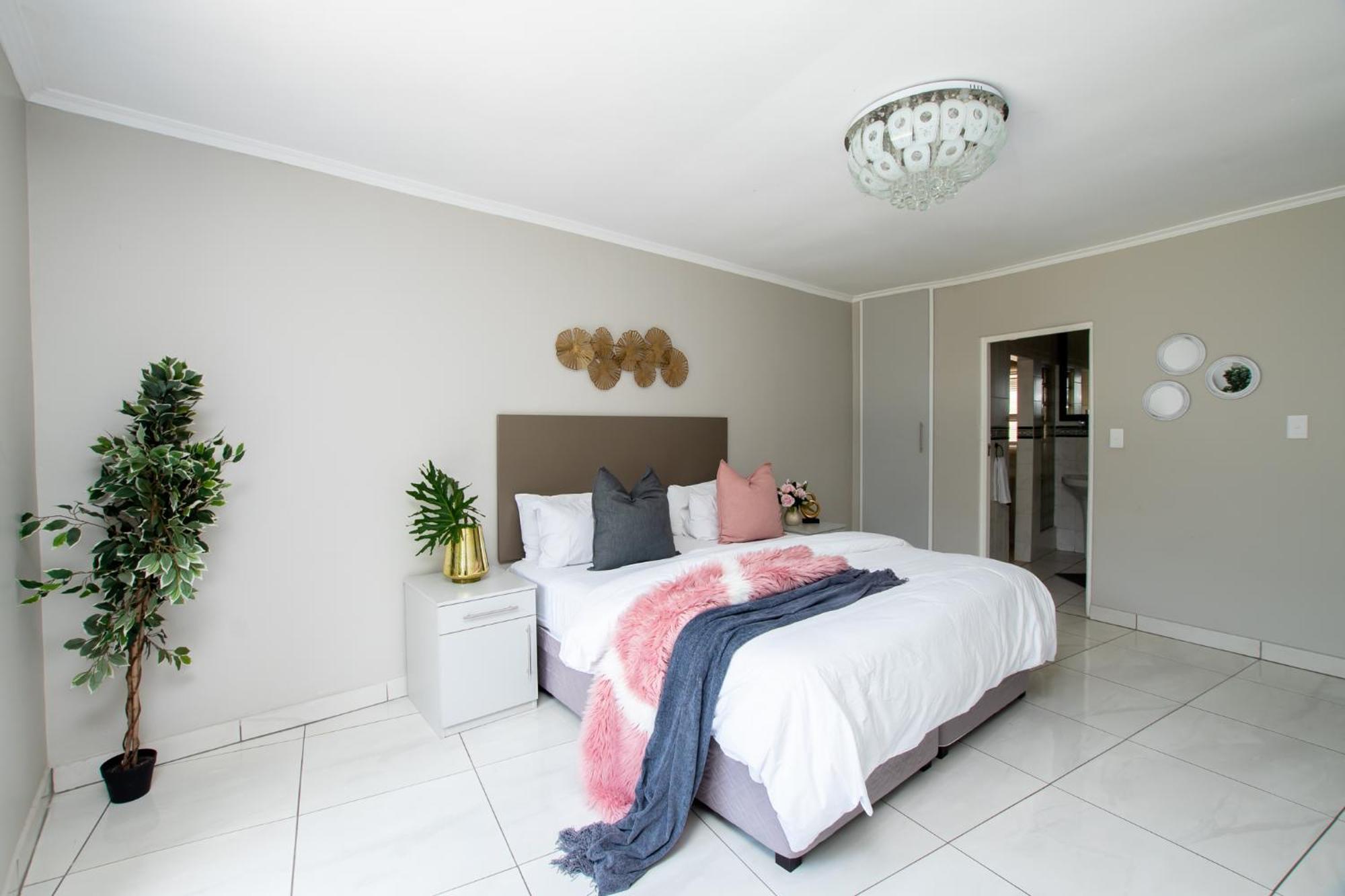 סנדטון Prestigious Apartments מראה חיצוני תמונה