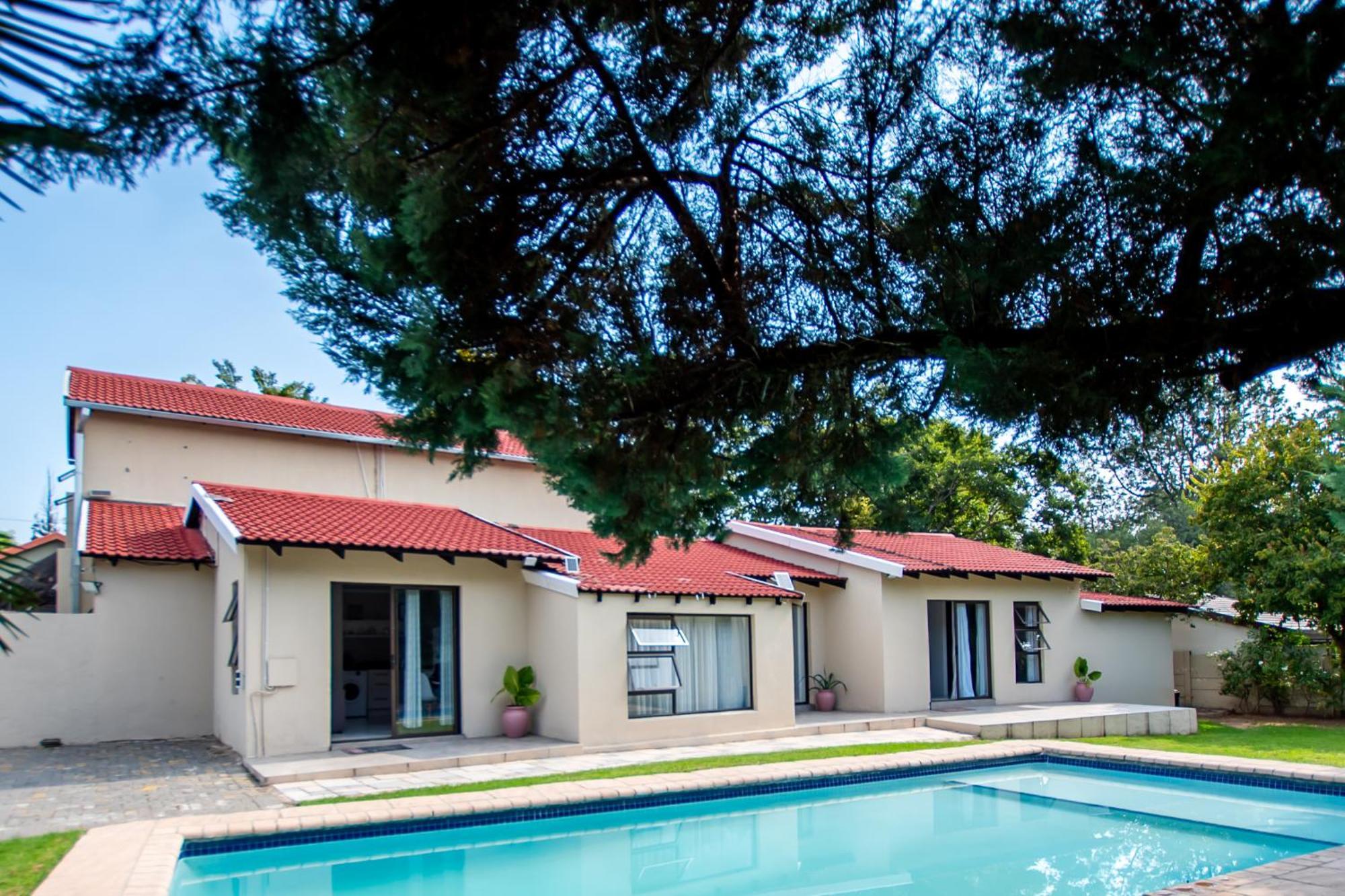 סנדטון Prestigious Apartments מראה חיצוני תמונה
